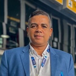 ADENILSON SANTOS 